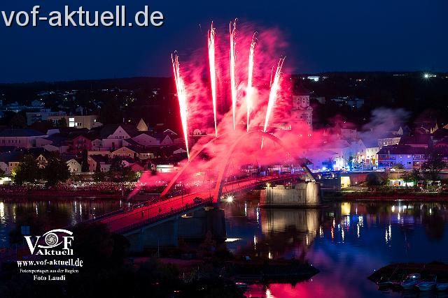 A-Fr_Foto Laudi_Donau in Flammen-19.jpg